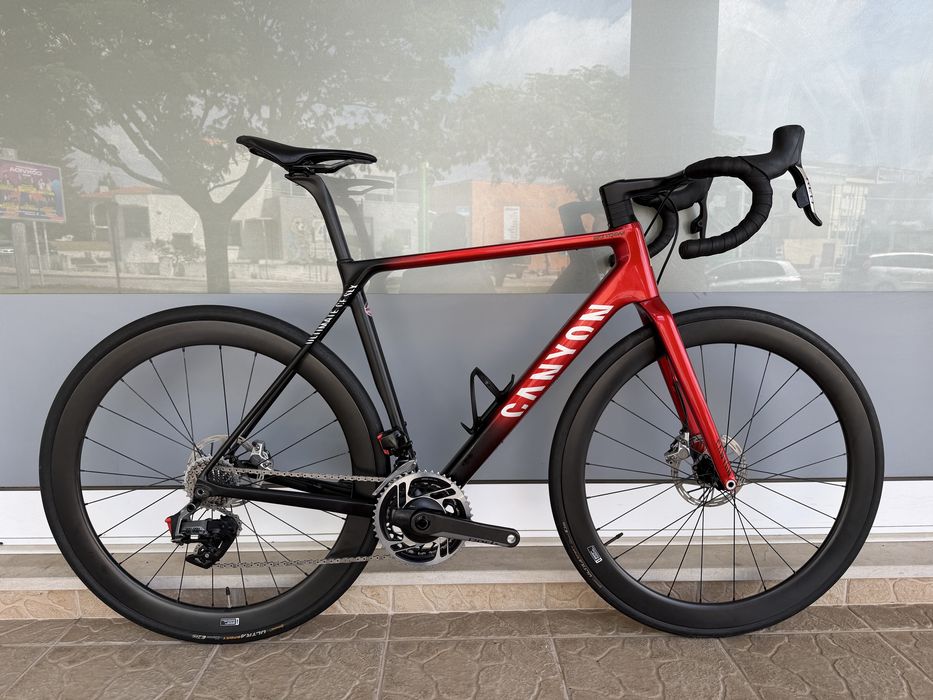 Bicicleta de estrada Canyon - Bem equipada!
