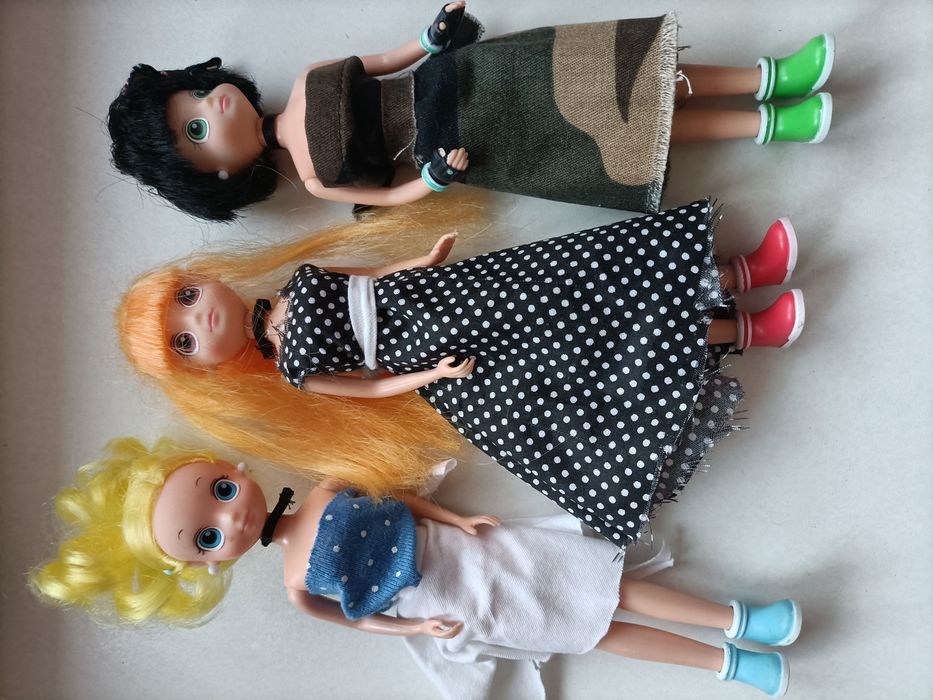 3 Bonecas marca Simba