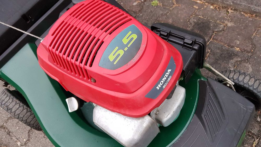 Kosiarka spalinowa z napędem HONDA aluminium