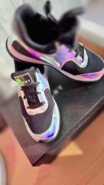 DKNY кросівки оригінал