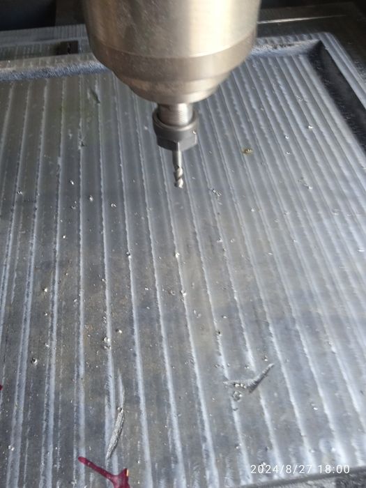 Чпу фрезерний верстат