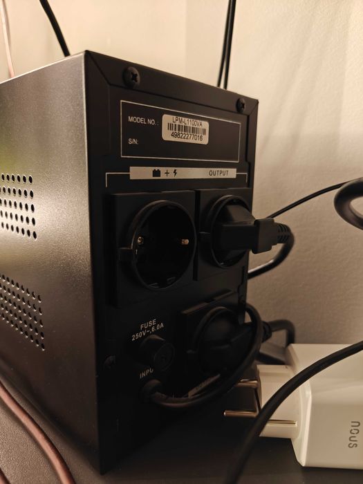 LogicPower LPM-L1100VA