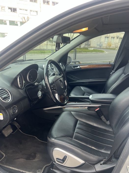 Продам Mercedes ML350