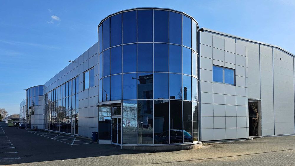 Biura (70-570 m²) oraz Hala (750 m²) | Poznań, ul. Czochralskiego / BEZPOŚREDNIO