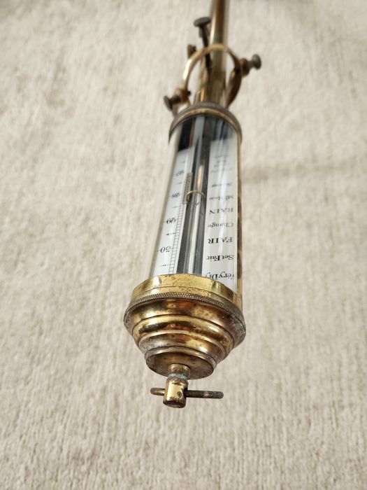 Barómetro de navio vintage