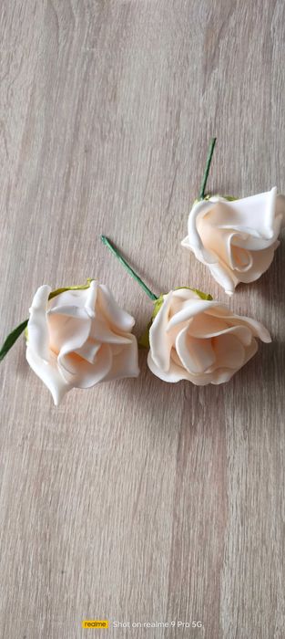 Sztuczne główki róży ecru