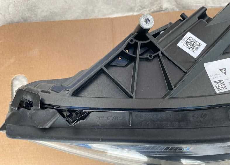 otica frontal ESQ mercedes classe A W177 / V177 . fase 1 - FULL LED