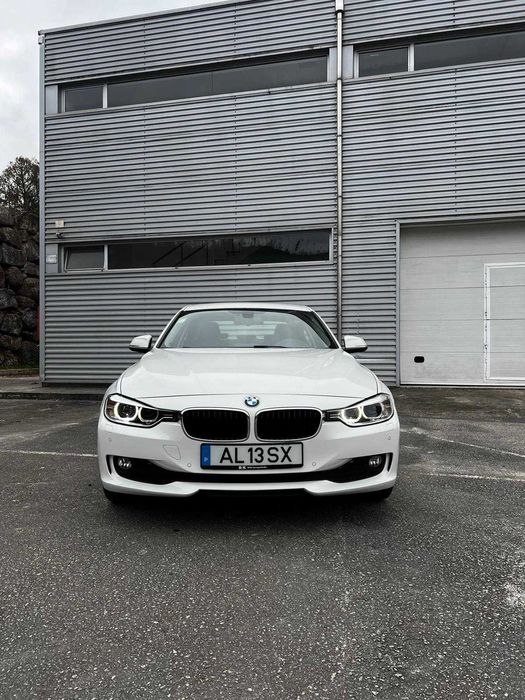 BMW 316i 1.6 Turbo (F30) - 2015