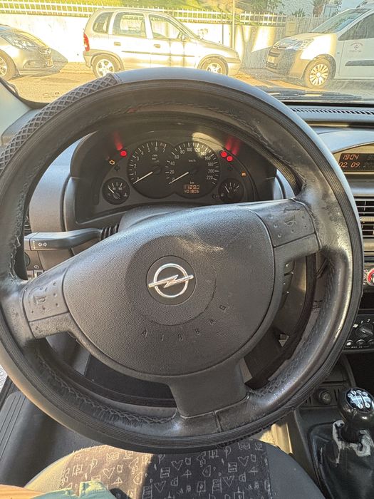 Corsa 2002  Econômico