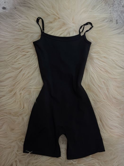 Боди в чёрном цвете