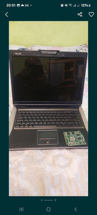 Ноутбуки на запчастини