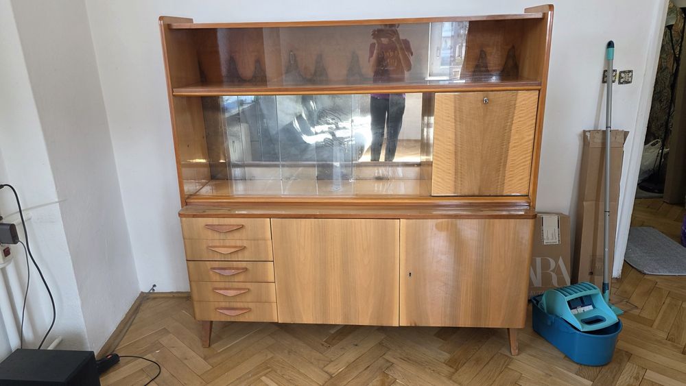 Zestaw mebli Tatra Nabytok PRL 11.04 możliwa pomoc w zniesieniu