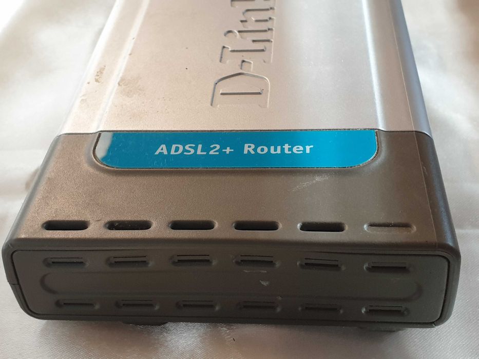 Modem Router ADSL 2+ D-LINK DSL-524T