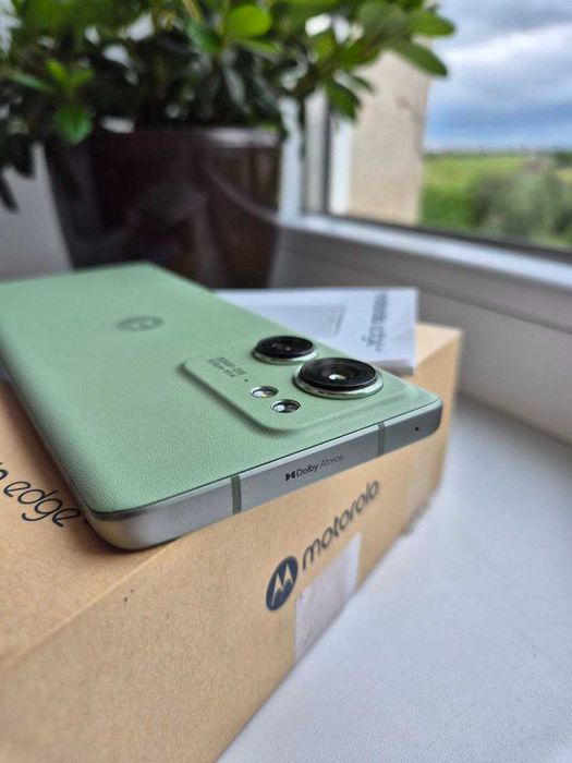 Motorola Edge 40 8/256GB • Ідеальний стан •