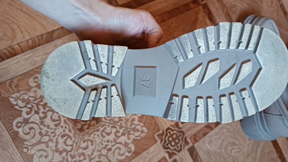 Лофери, 37 розмір, натуральна шкіра