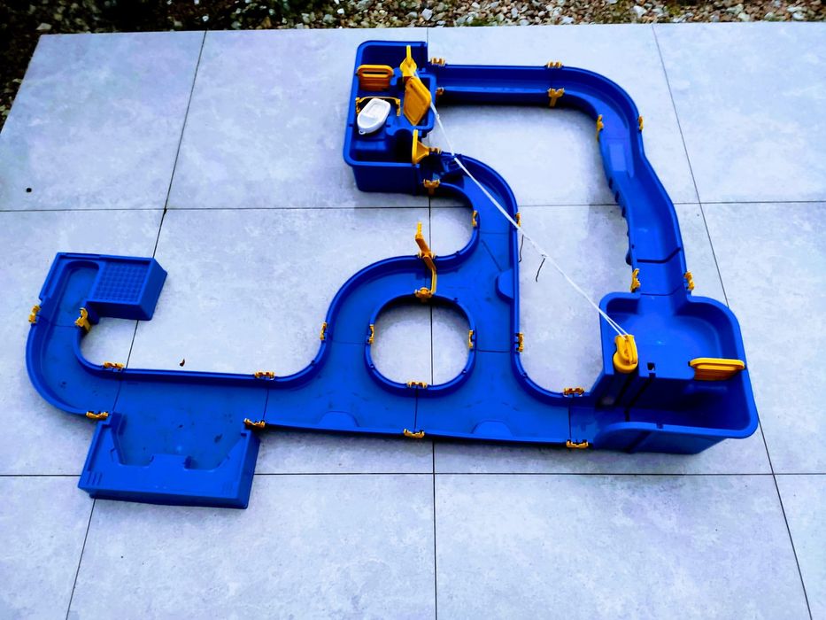 Tor wodny hydrozabawka ślizy ,pompy i inne :-)