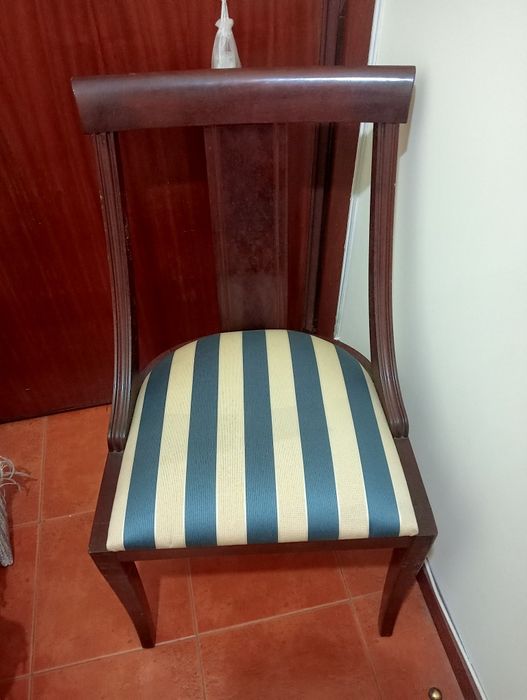 8 cadeiras como novas