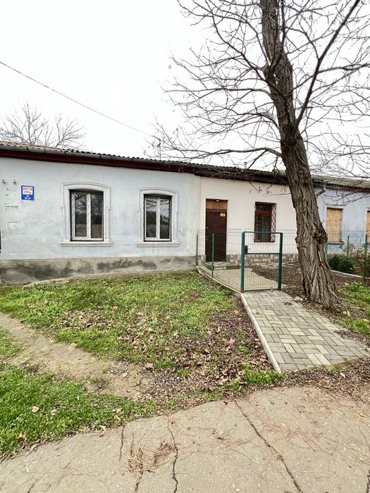 В Продажу приміщення в Центрі з ремонтом