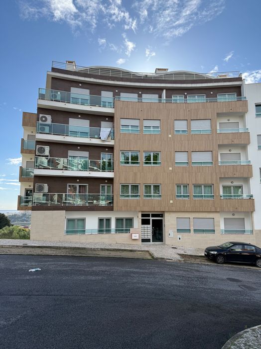 Apartamento T2 - Vialonga - Urbanização Encosta do Moinho