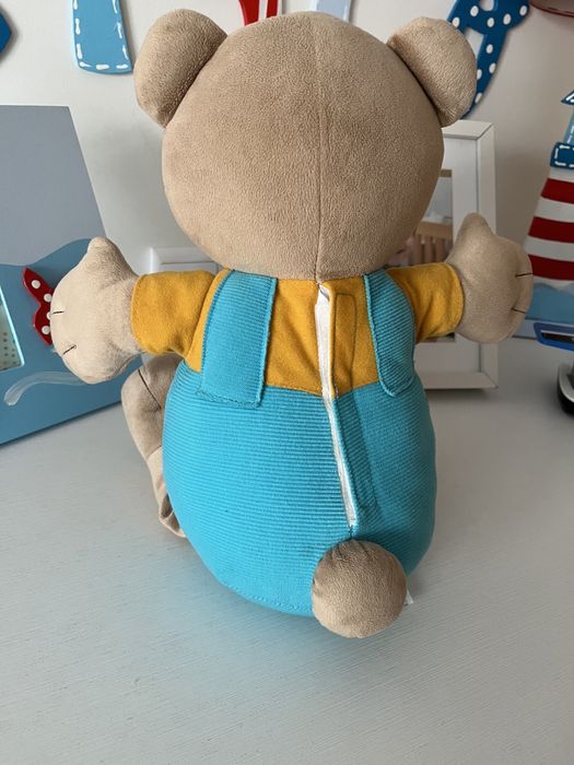 Urso bilíngue Chicco “Conta Comigo”