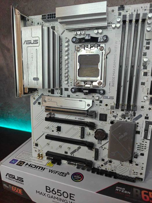 Материнська плата Asus B650E Max Gaming Wifi W (AM5) 7000-9000 AMD
