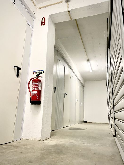 Box, Garagens, Arrecadações, Mini Armazéns Sintra/Massama/Rio de Mouro