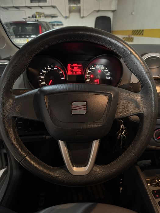 SEAT Ibiza — fotografia 7