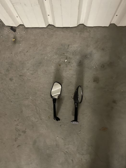 Espelhos originais Yamaha YZF R-125