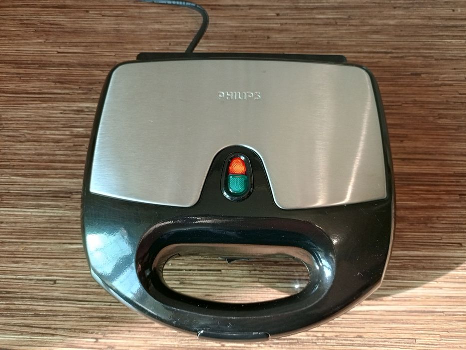 Бутербродница сэндвичница Philips HD2383