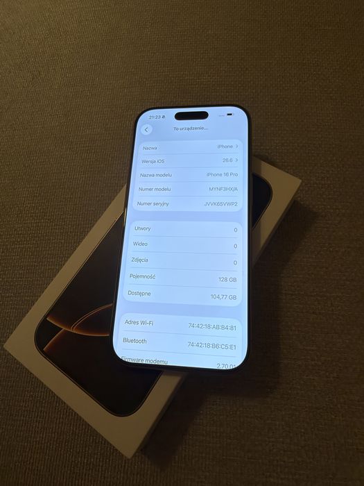 Iphone 16 pro  128 bateria 90%