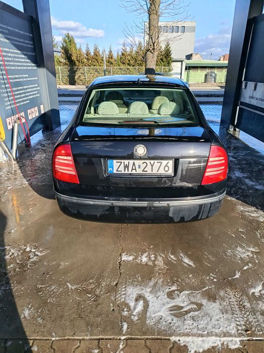 Škoda Superb 2004