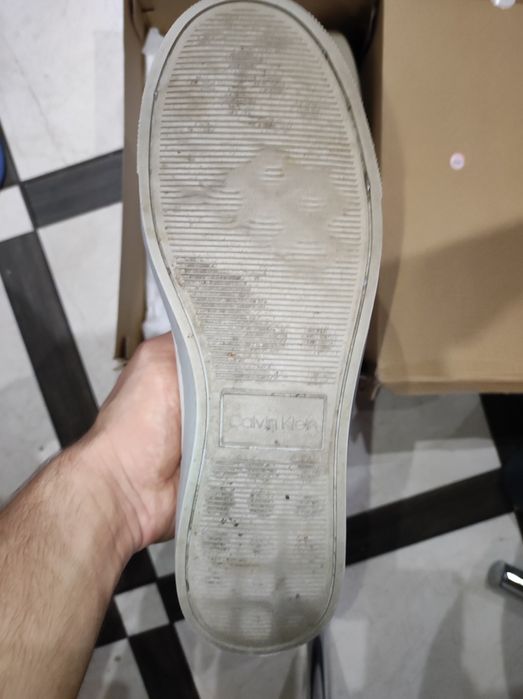 Оригінальні жіночі кросівки