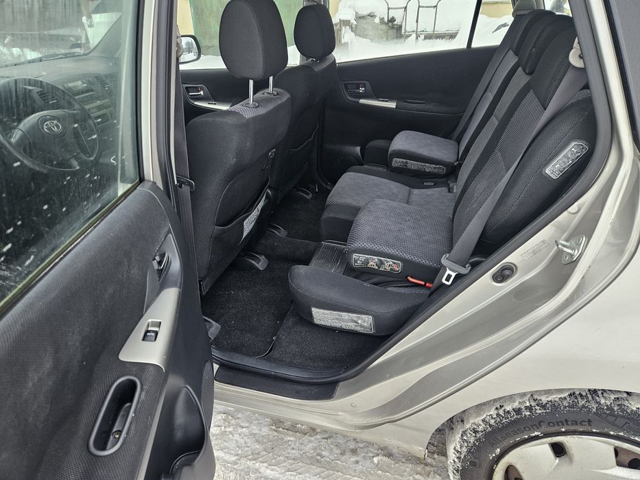 Toyota Corolla Verso 2002 рік 2.0 дизель для військових