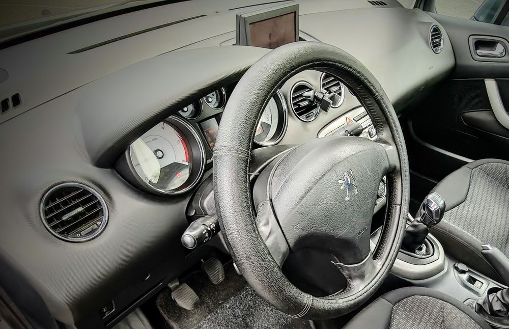 Peugeot 308 SW — fotografia 9
