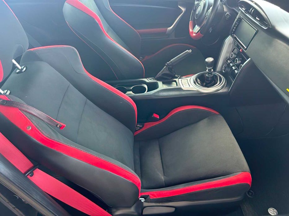 Toyota 86      2018