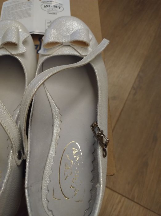 Buty komunijne do sypania kwiatkow