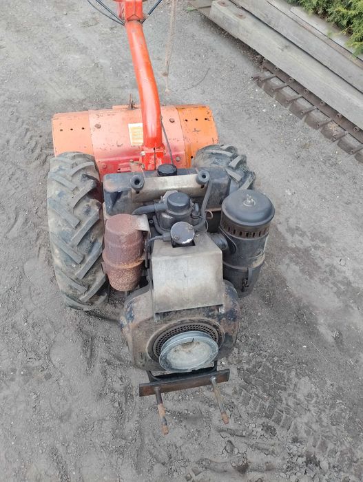 Ciągnik jedno osiowy Goldoni glebogryzarka Diesel 7 KM Lombardini 530