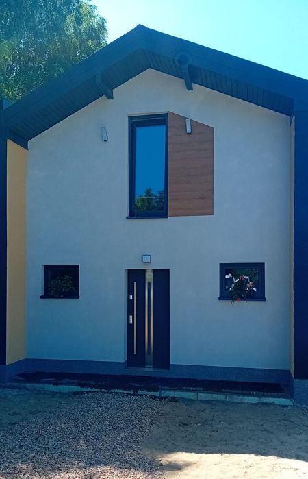 Domek ogrodniczy na narzędzia.