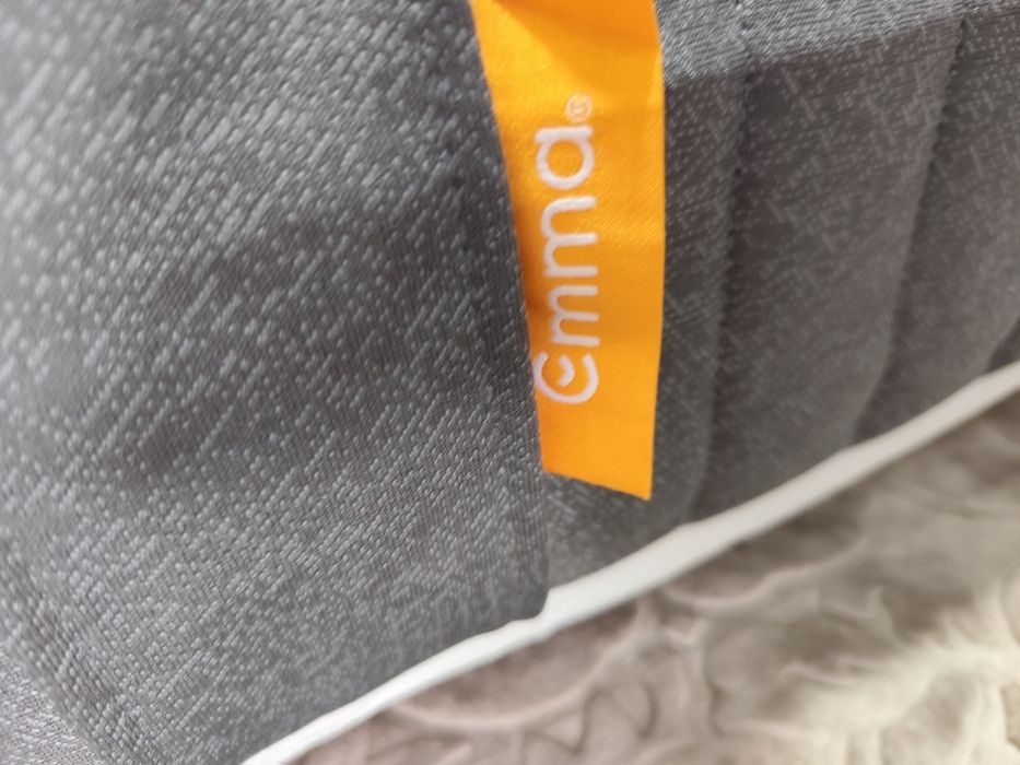 Colchão novo da Emma