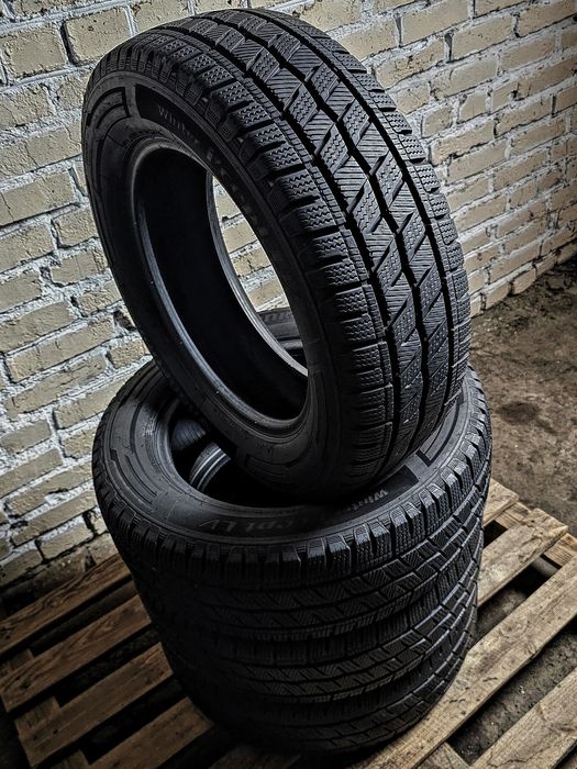 Зимові 205/65r16c Hankook | 8mm | 2022 | Hungary | Преміум шини/Ідеал