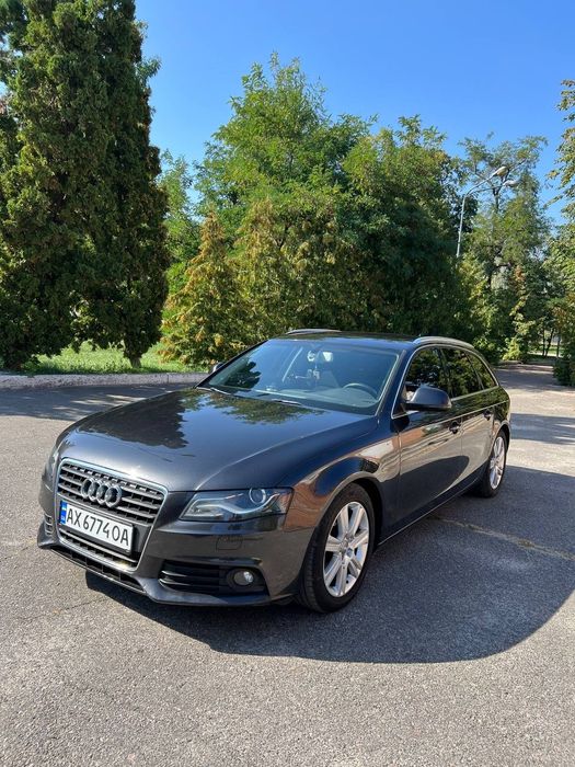 Продам Audi A4 B8