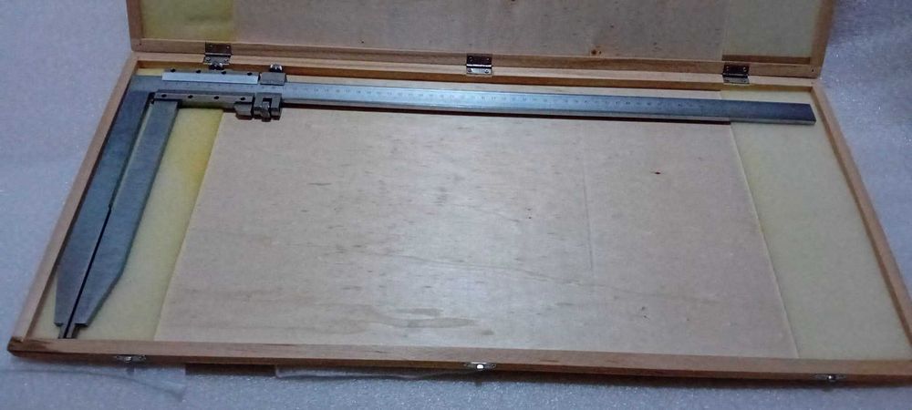 Paquímetro de 500 com mandíbulas de 250mm