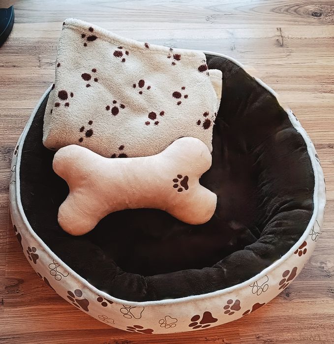 Legowisko dla psa kota z poduszką i kocem