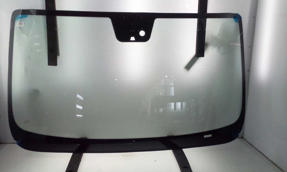 Szyba samochodowa przednia czołowa używana PEUGEOT DOWÓZ