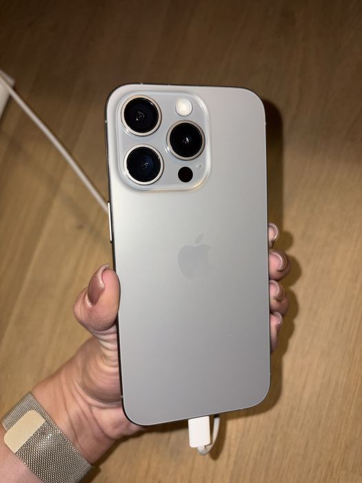 iPhone 15 Pro 128 GB - bateria 99%