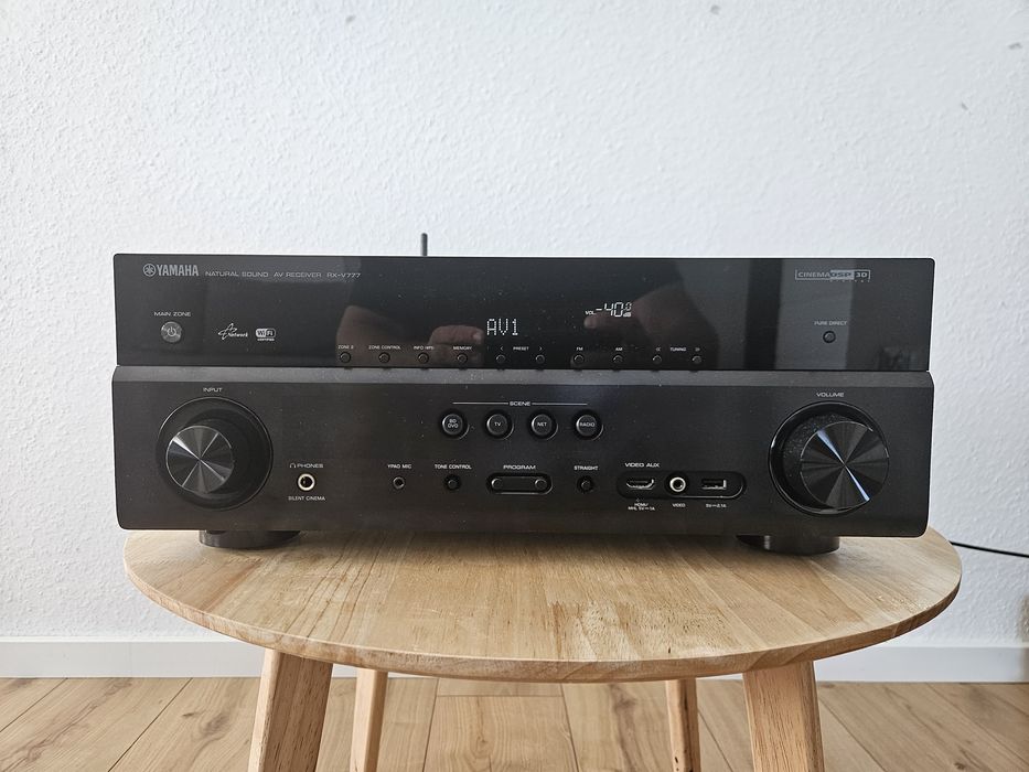 Yamaha RX-V777 ładna ,orginalny karton