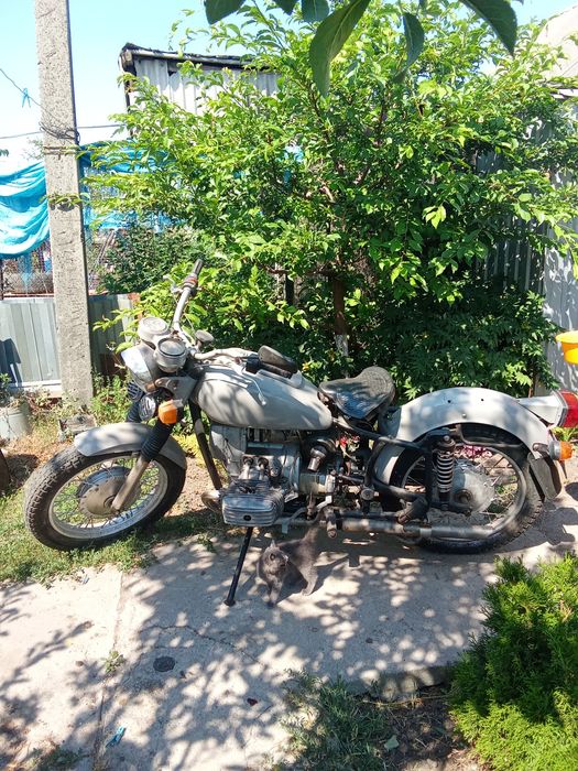 Продам мотоцикл днепр мт11