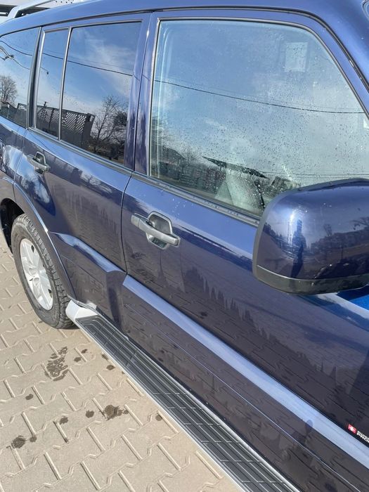 Продам Mitsubishi Pajero 2010
