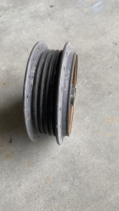 Vendo matrial dt 50 e malas e cubo da roda