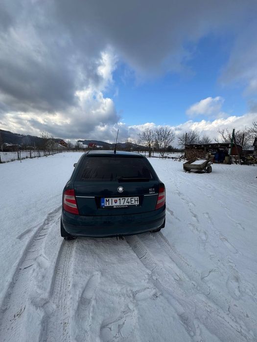 Продаю шкода фабія